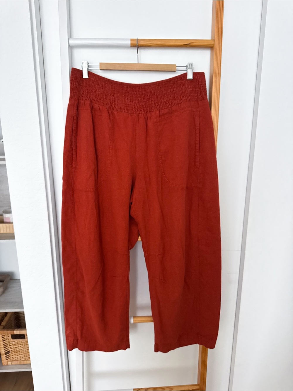 Anthropologie Pilcro Reese Smocked Pull-On Barrel Pants Rustic Red